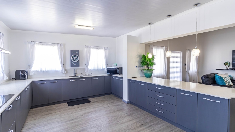 3 Bedroom Property for Sale in Lampiesbaai Western Cape